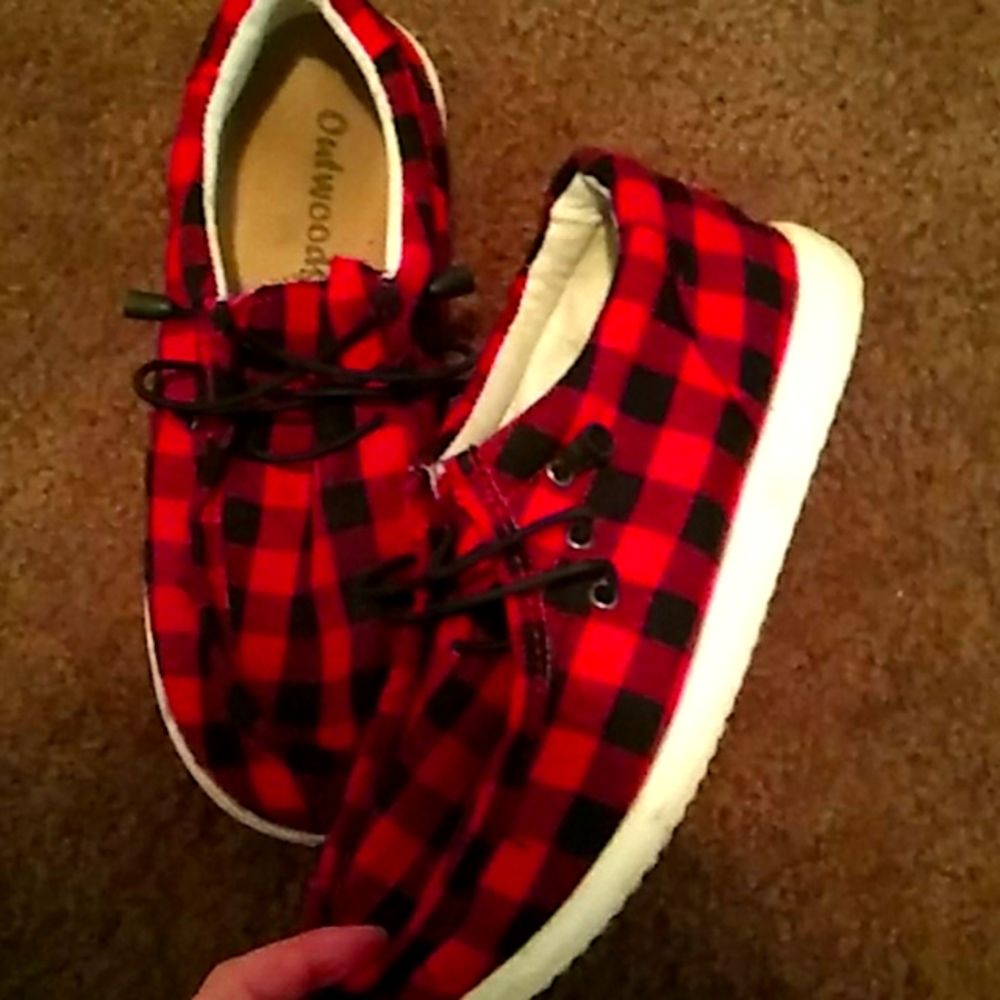 Shoes - Picture 2 of 2